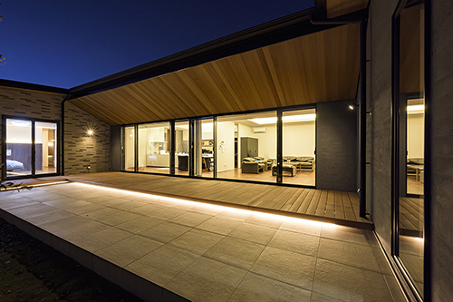 <span>群馬県</span>美しく機能的で高付加価値。<br>未来へ向けた一歩先の建築を創造