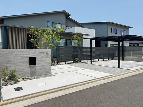 <span>香川県</span>機能性×唯一無二のデザインで<br>暮らしに本物を、そして彩りを。