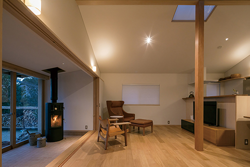 <span>東京都</span>木が紡ぐ <br>持続可能な美しさ